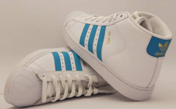 Pro-Model-White-Teal